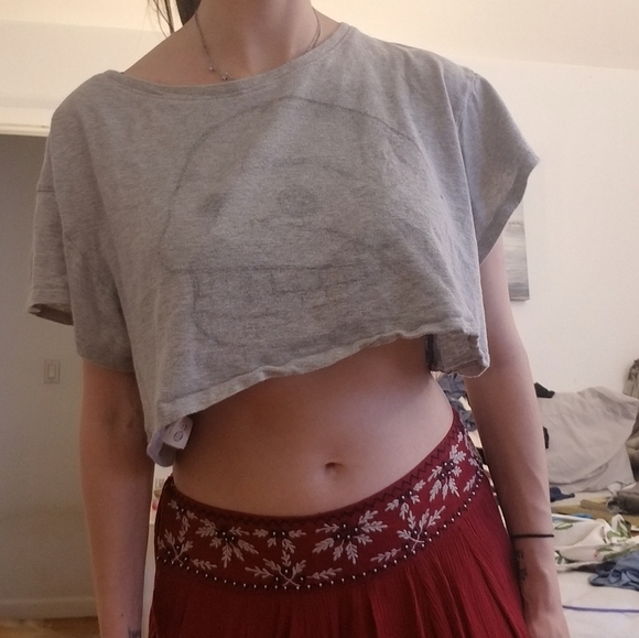 Skull crop top - Picture 2 of 4